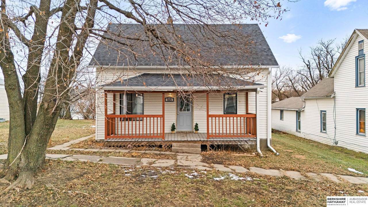 105 3rd Street - Photo 1