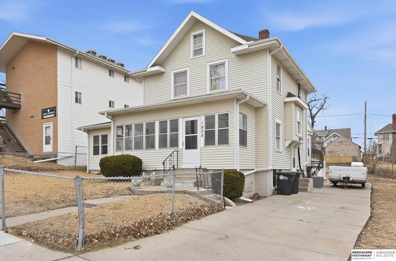 1905 Park Avenue - Photo 1