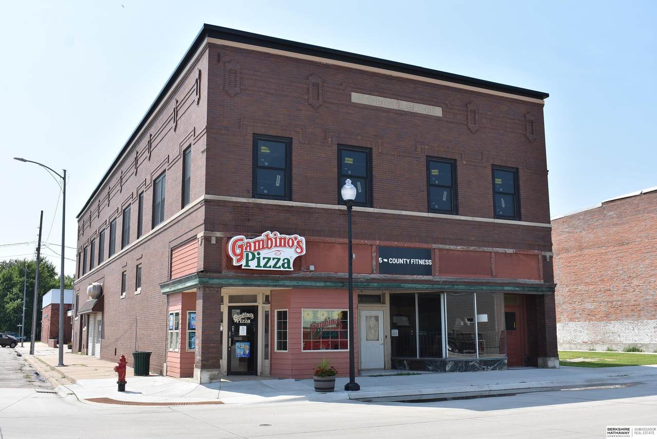 704 Main Street - Photo 1