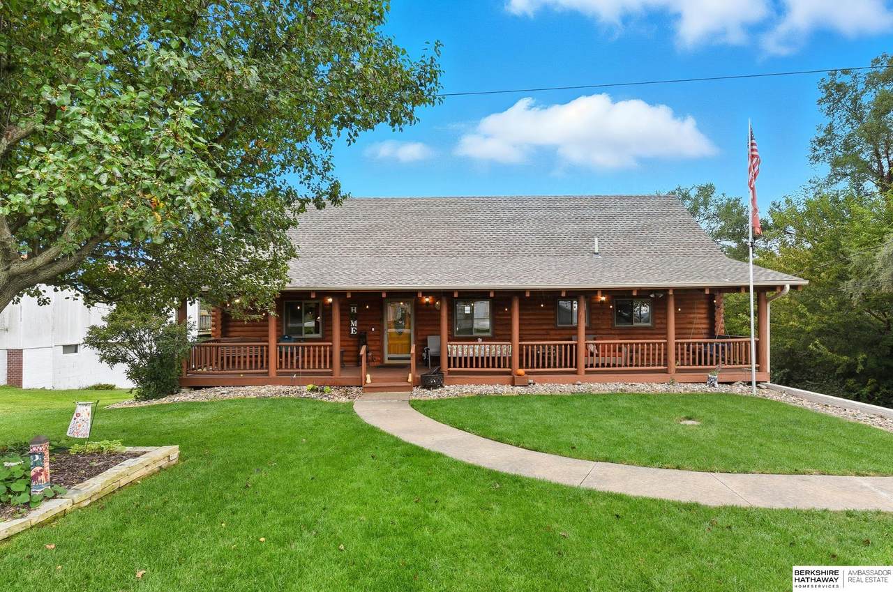 8616 Emerson Road - Photo 1