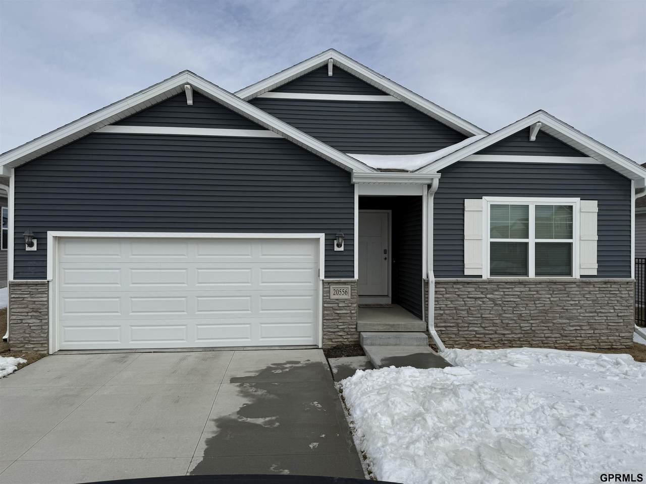 20556 Emiline Street - Photo 1