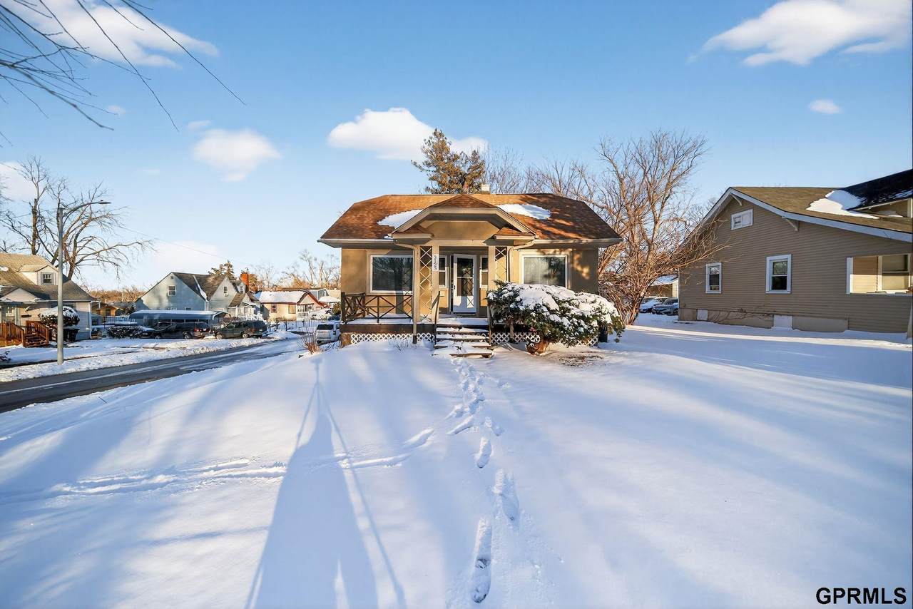 3123 Fontenelle Boulevard - Photo 1