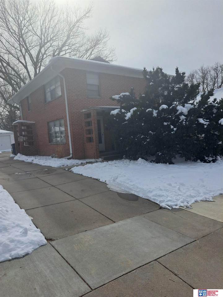 1525 Dakota Street - Photo 1