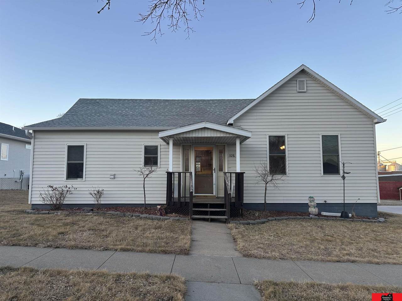 326 Center Street - Photo 1