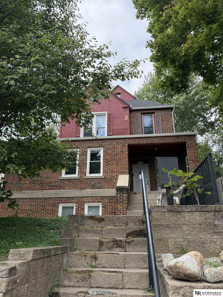 1310 31st Street - Photo 1
