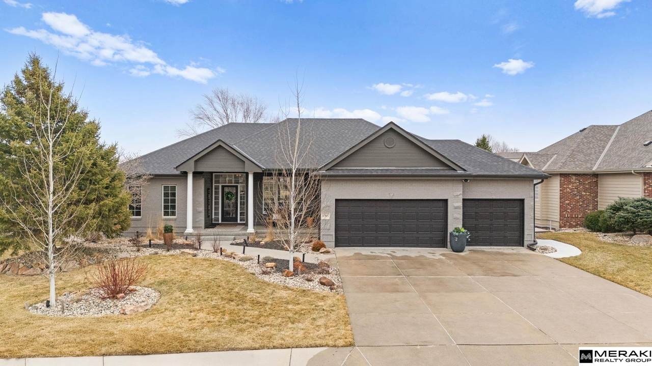 6705 162nd Street - Photo 1