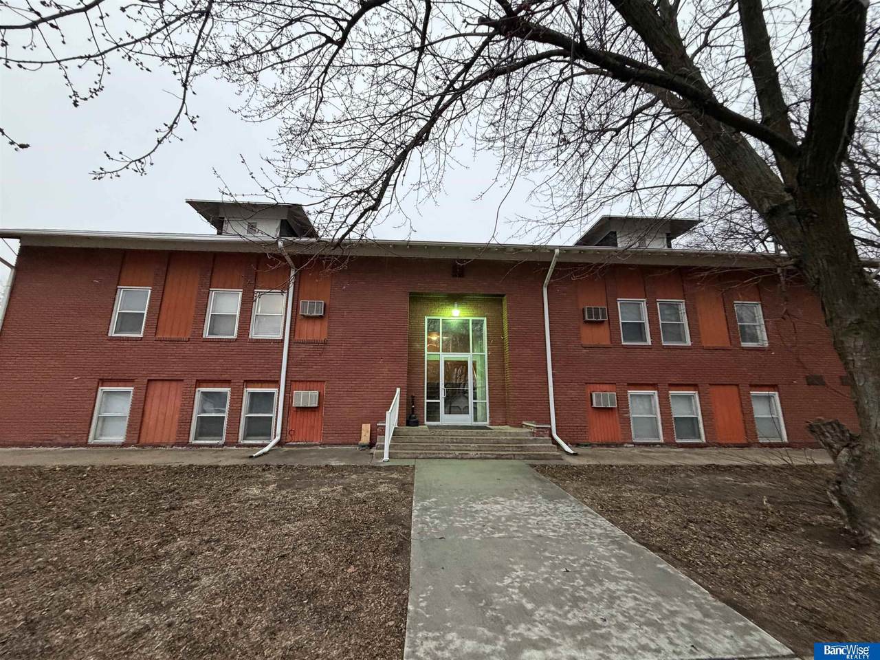 318 Walnut Street - Photo 1