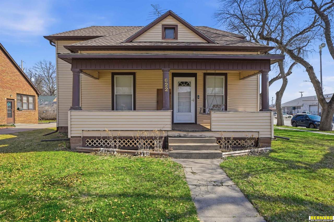 622 Mohawk Street - Photo 1