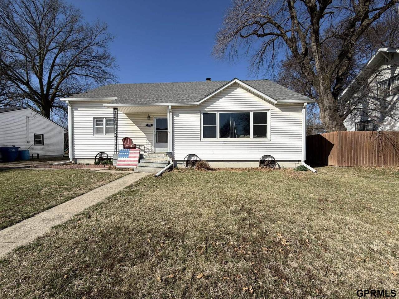 207 Main Street - Photo 1