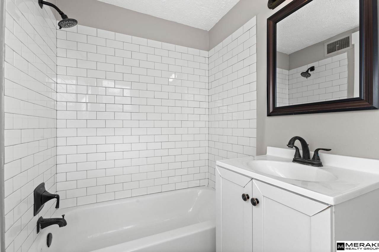 4201 Mayberry Street - Photo 1