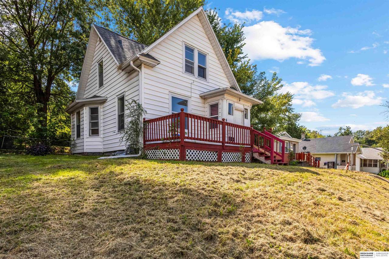 4215 Camden Avenue - Photo 1