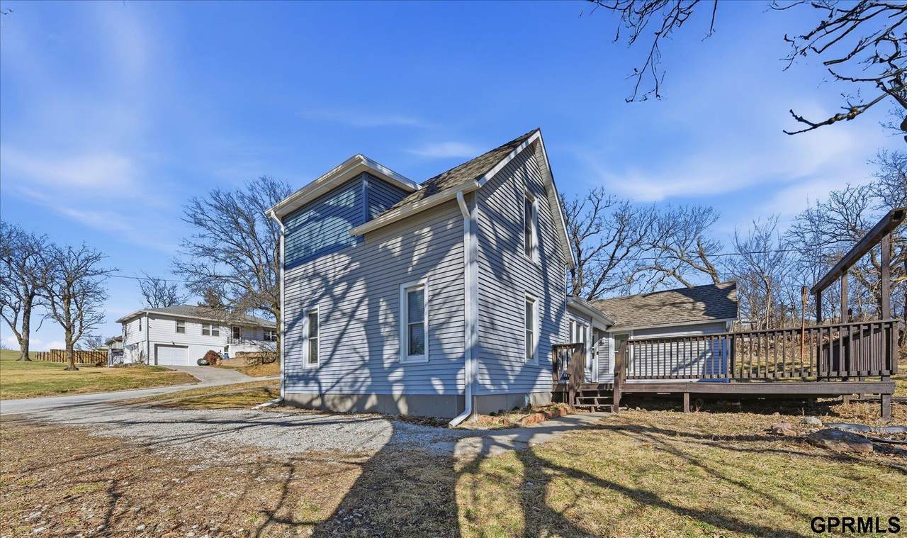 211 Mulberry Street - Photo 1