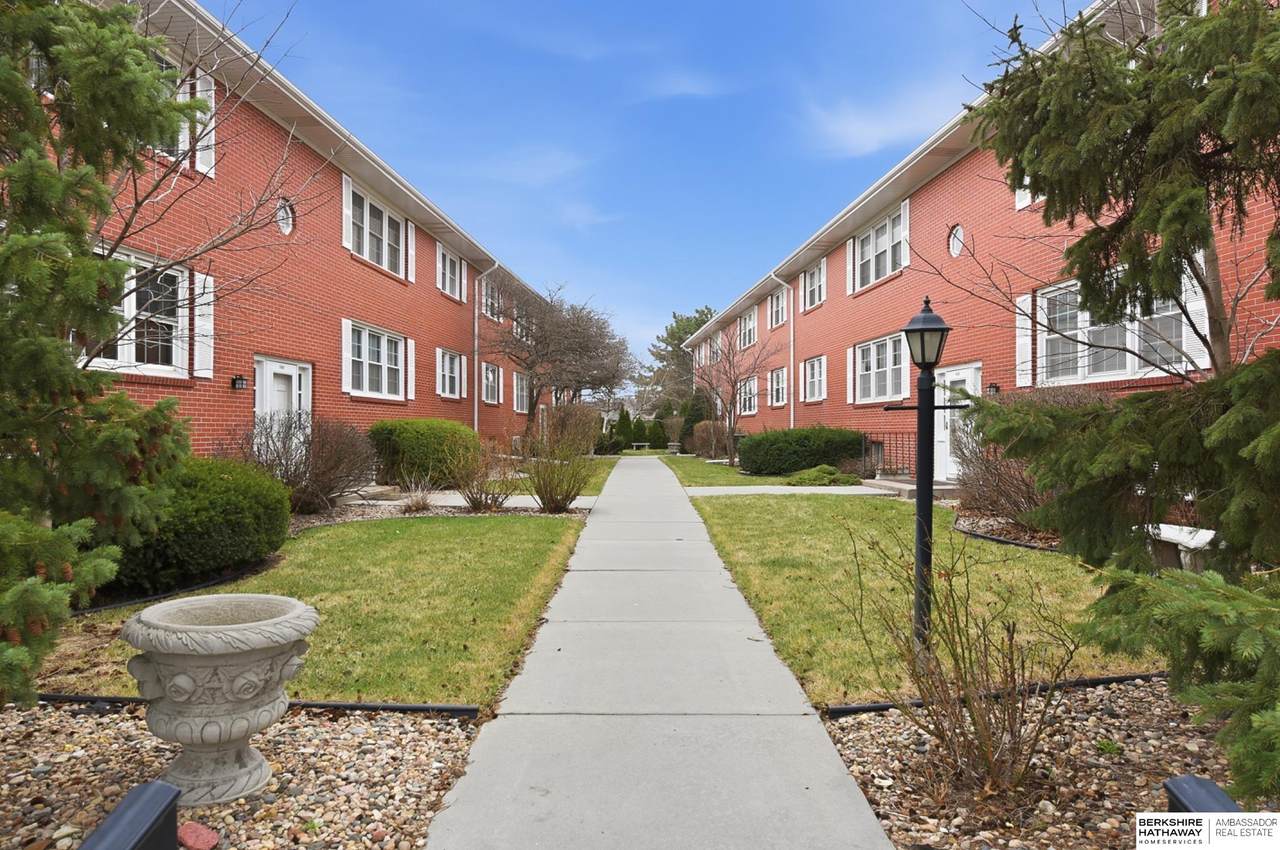 9103 Arbor Street - Photo 1