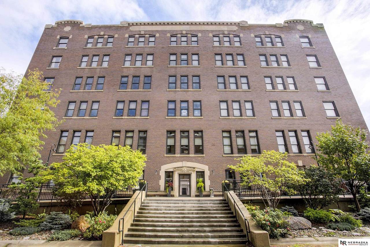 105 9th Street - Photo 1