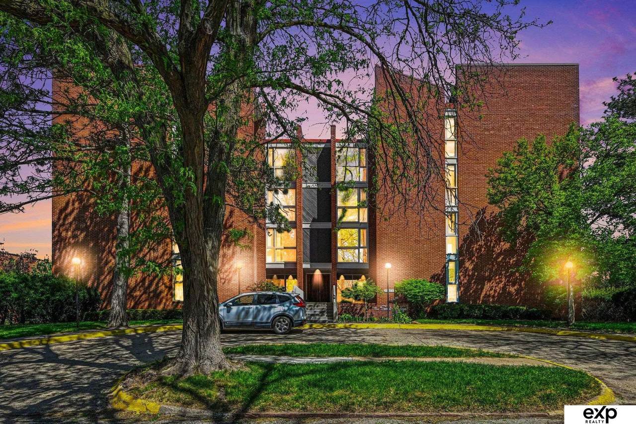 3702 Jackson Street - Photo 1