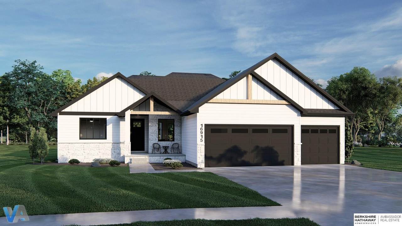 16915 Benjamin Street - Photo 1