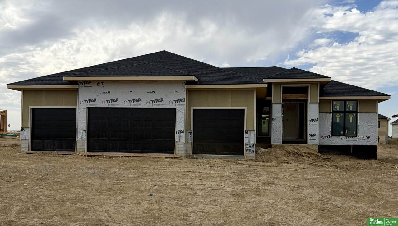 5708 195th Street - Photo 1