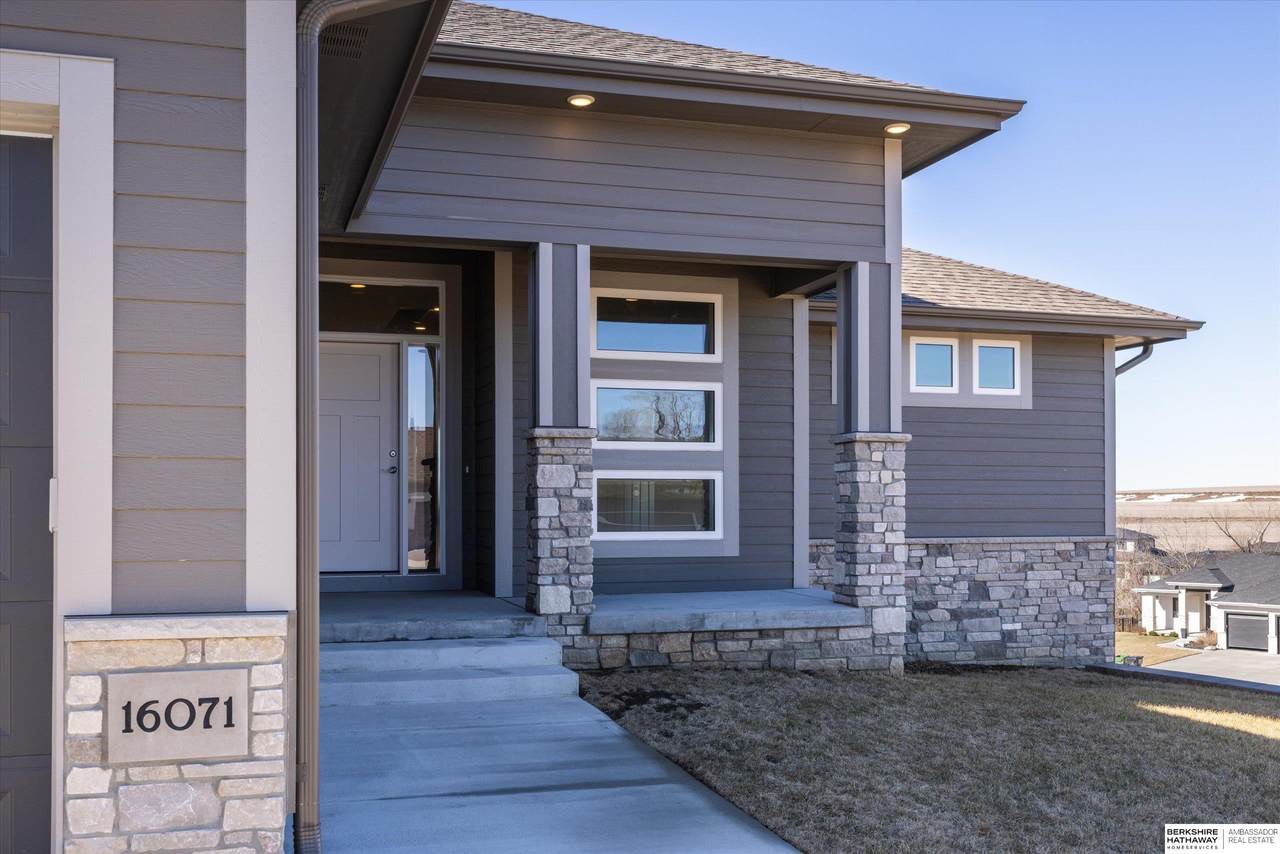 https://bt-photos.global.ssl.fastly.net/omaha/1280_boomver_1_22608074-2.jpg