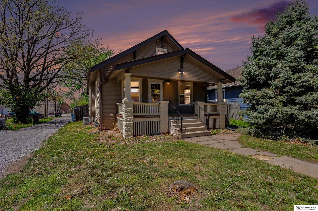 2729 46th Street - Photo 1