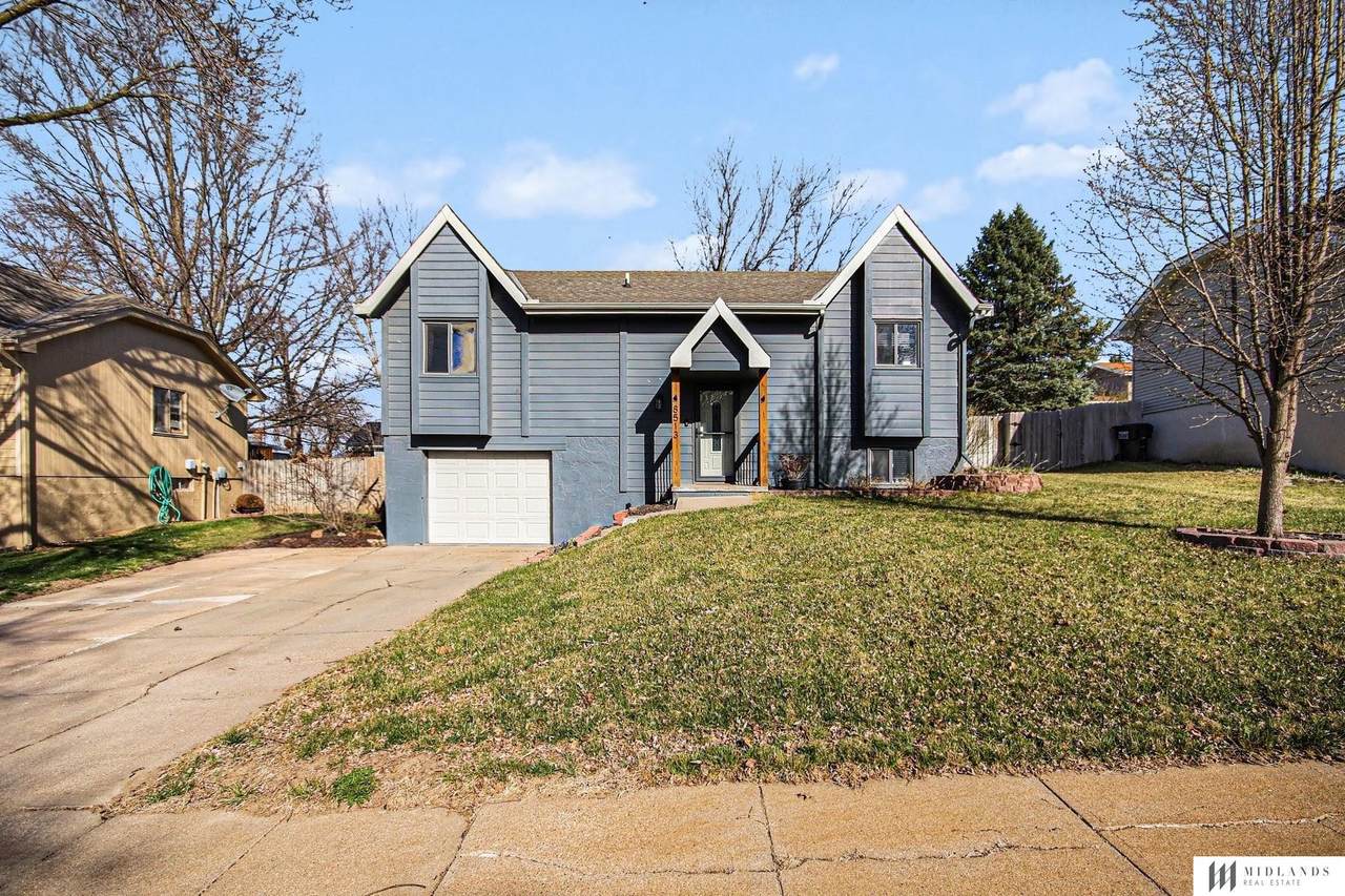 8513 143rd Street - Photo 1