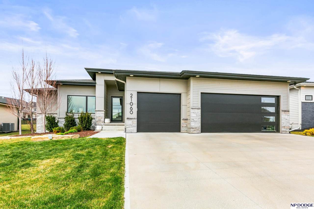 21060 Joseph Street - Photo 1