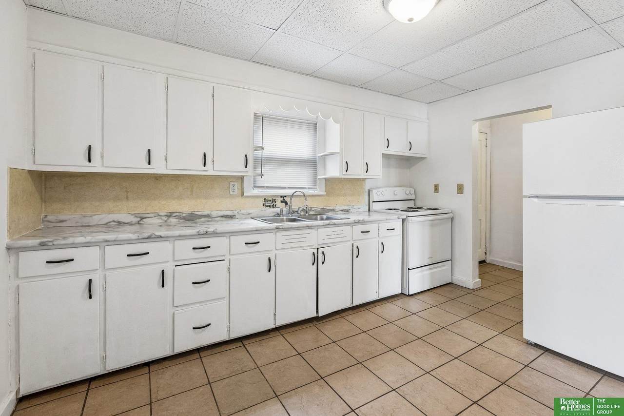 1713 Lincoln Street - Photo 1