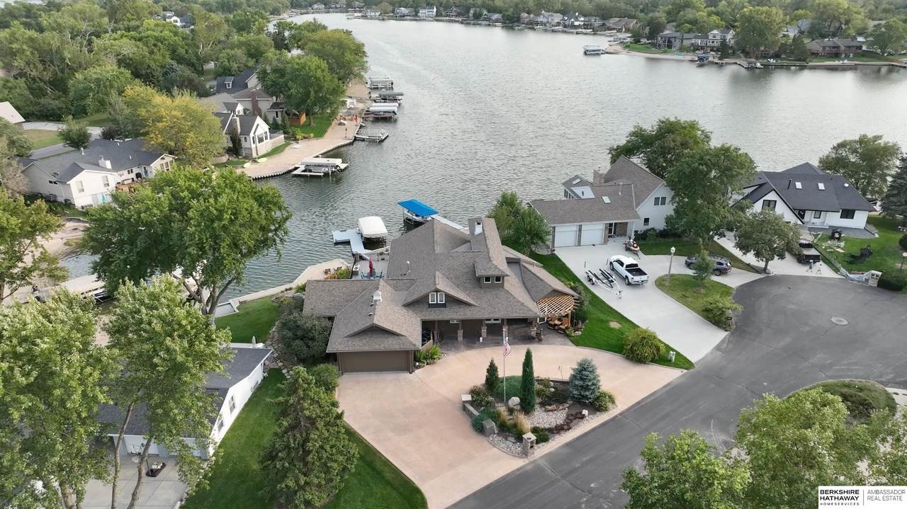 https://bt-photos.global.ssl.fastly.net/omaha/1280_boomver_1_22608638-2.jpg