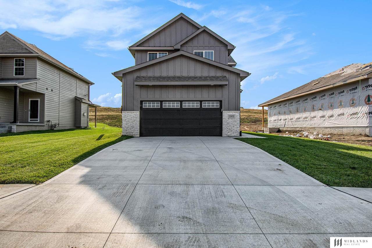 15975 Kempten Creek Drive - Photo 1