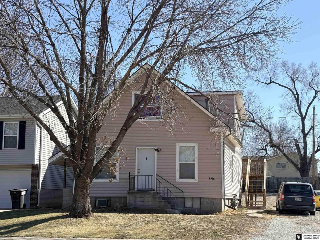 2516 8th Street - Photo 1