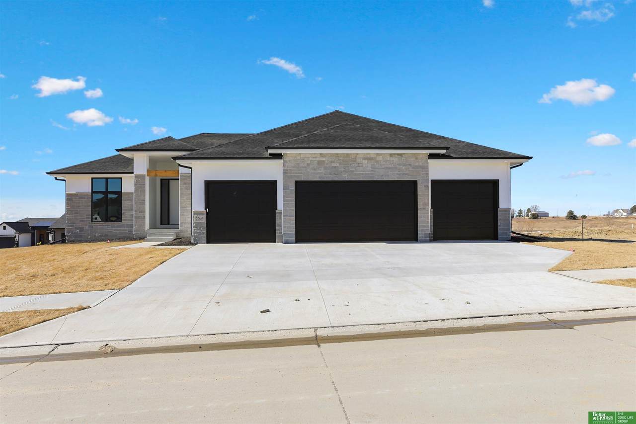 5608 213th Street - Photo 1