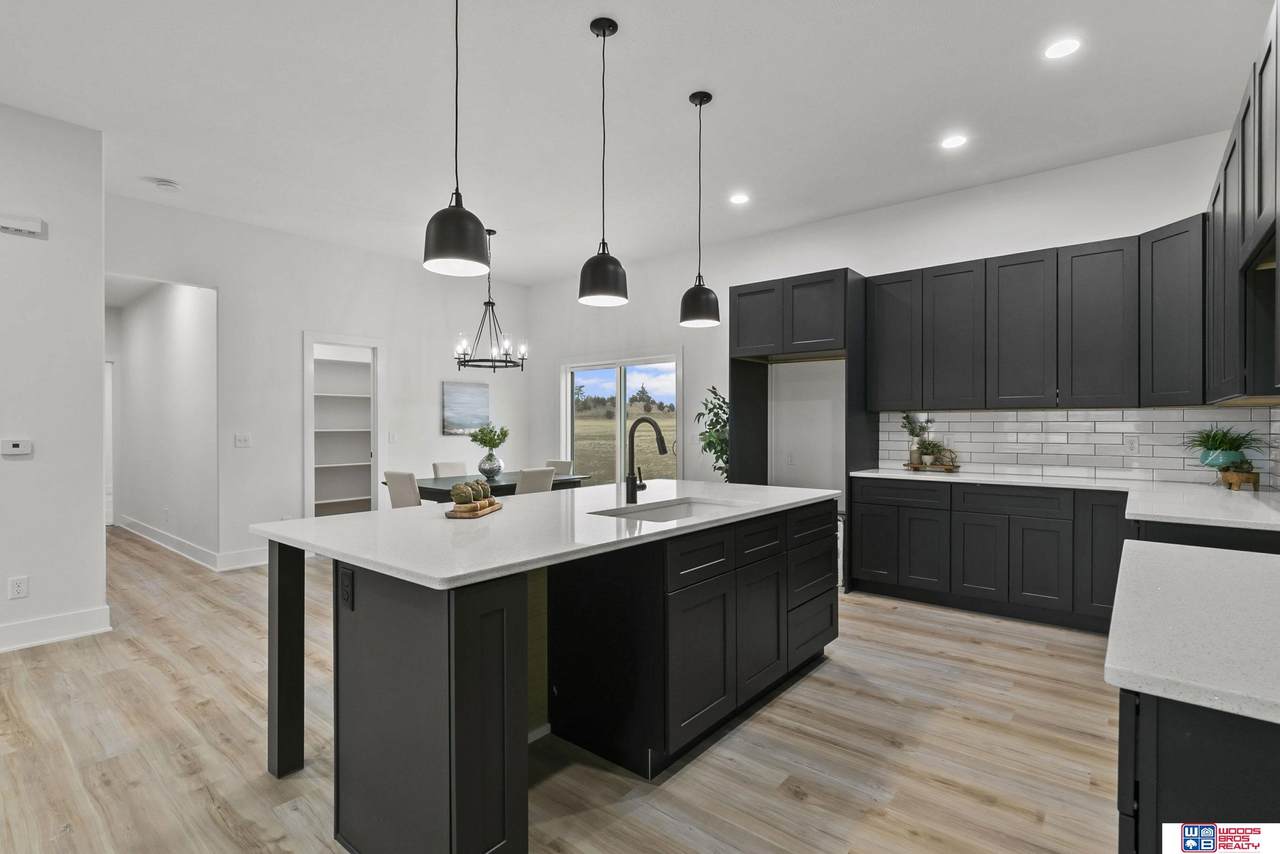 401 Half Moon Drive - Photo 1