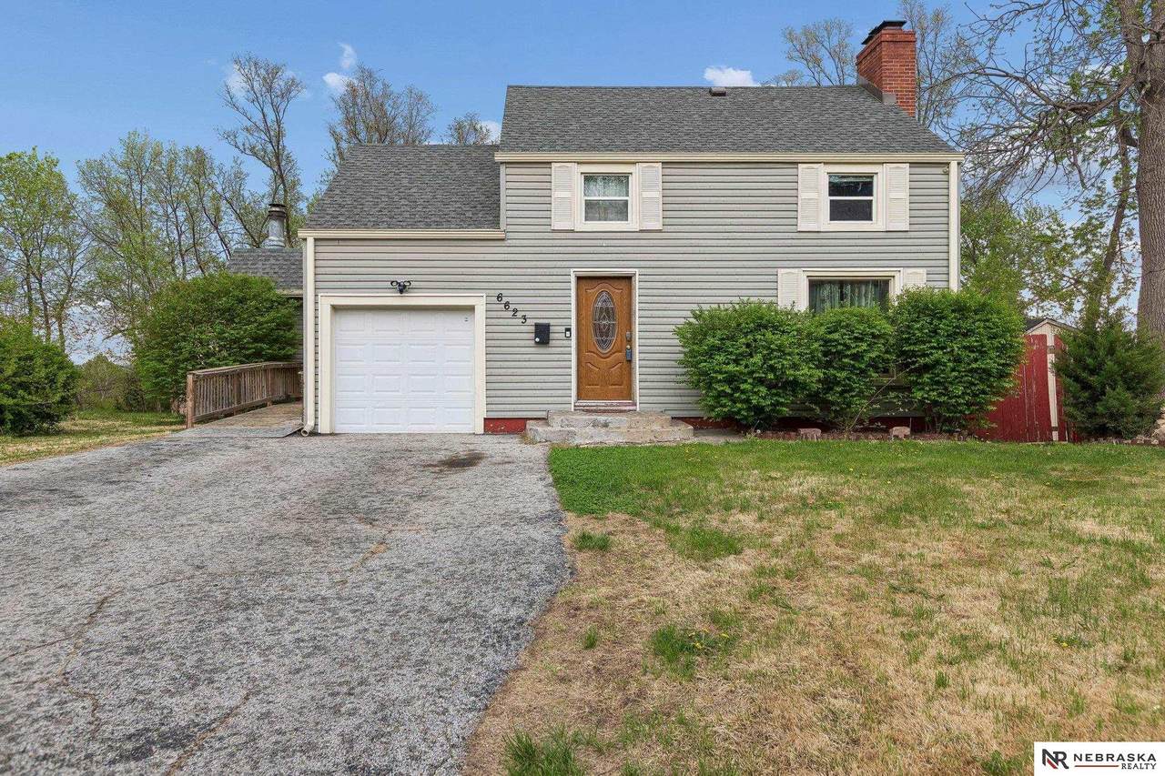 6623 31st Avenue - Photo 1