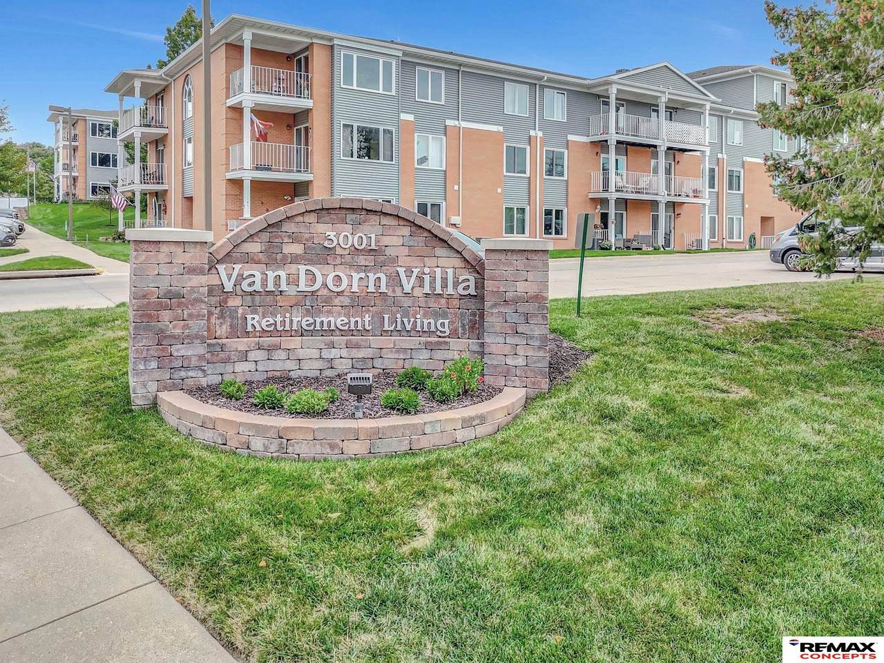3001 51st Street Court - Photo 1