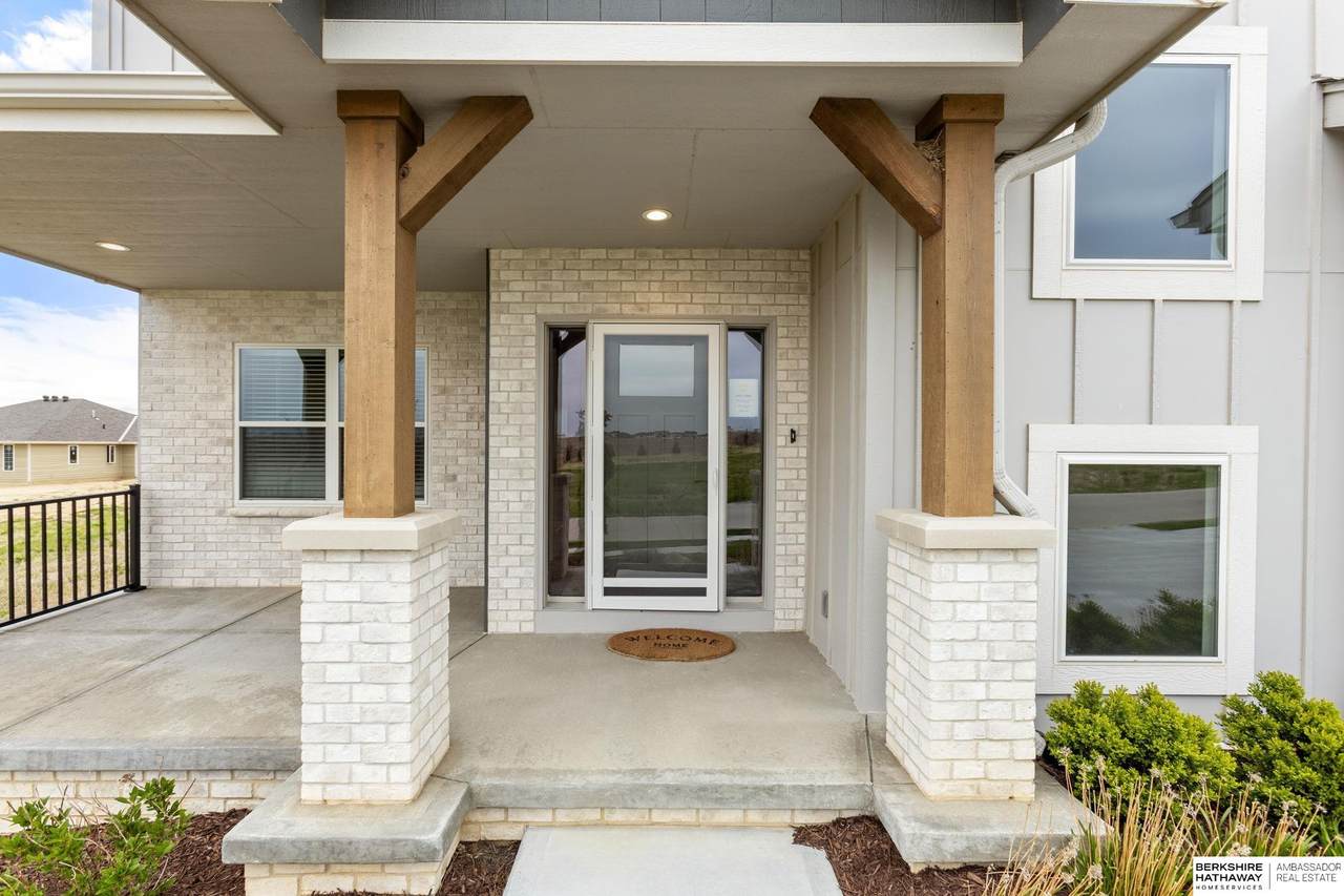 https://bt-photos.global.ssl.fastly.net/omaha/1280_boomver_1_22611636-2.jpg