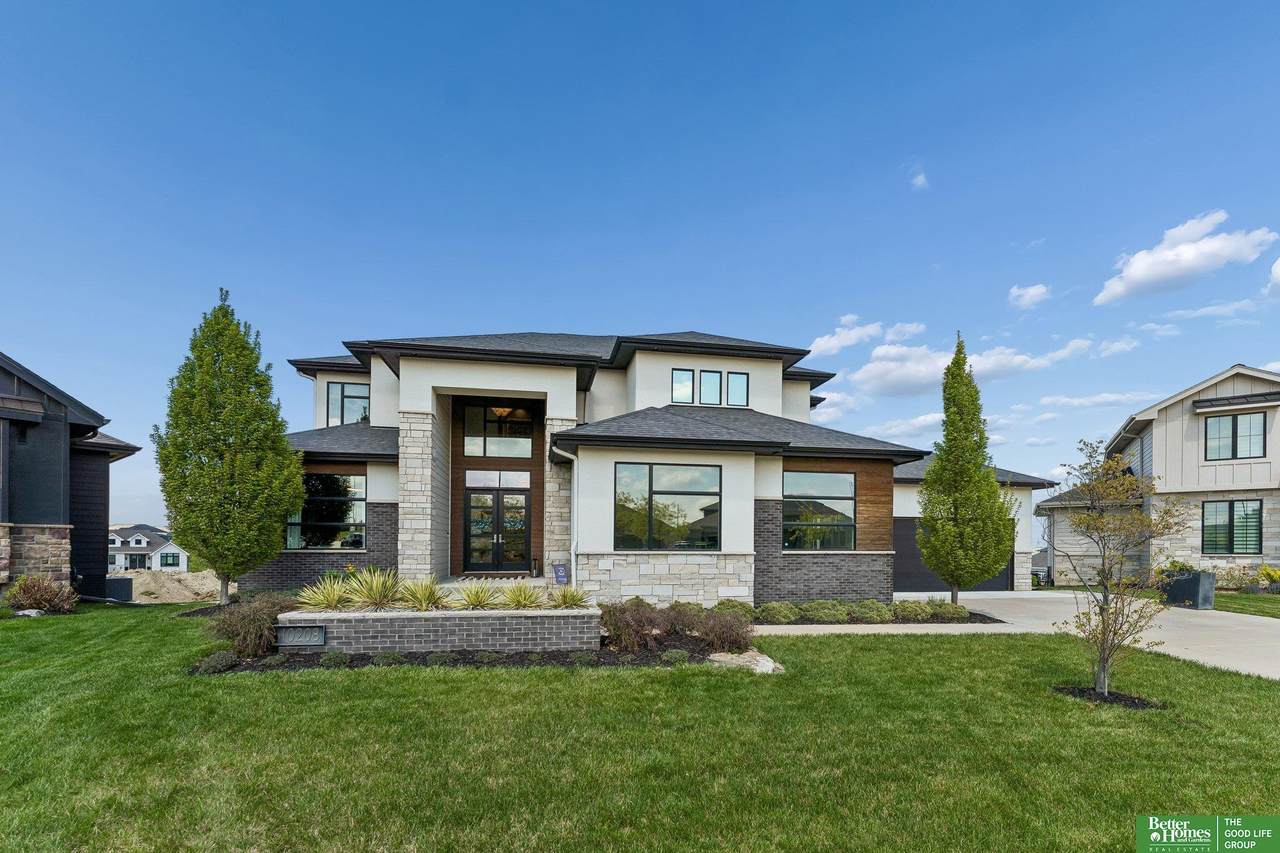 10208 183rd Avenue Circle - Photo 1