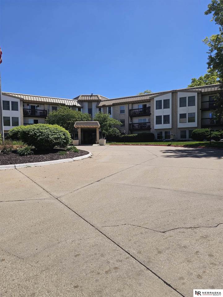 4000 56th Street - Photo 1