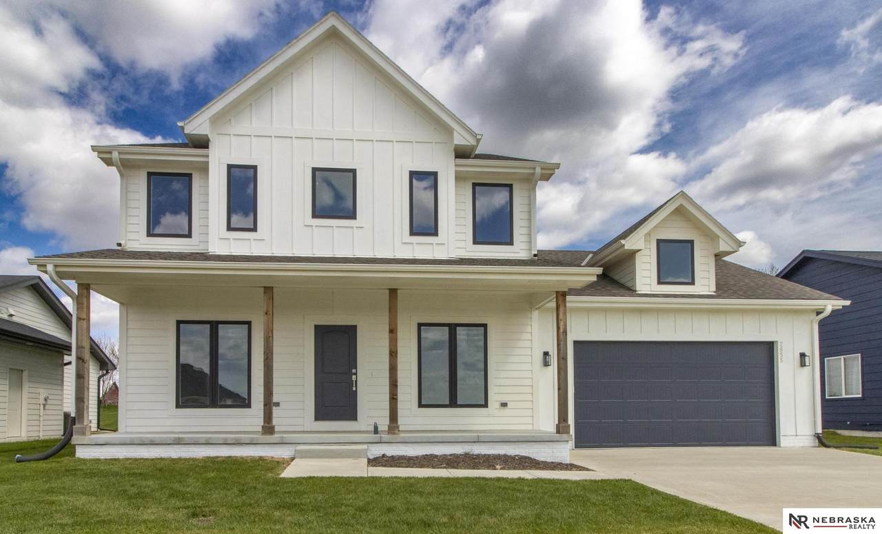 2855 Southern Hills Drive - Photo 1