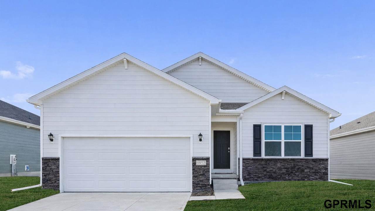 5549 186th Avenue - Photo 1