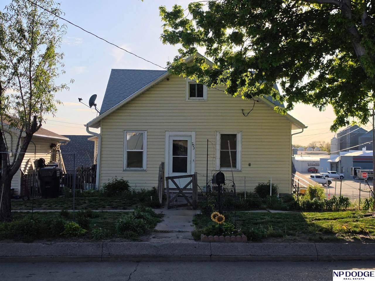 703 Colfax Street - Photo 1