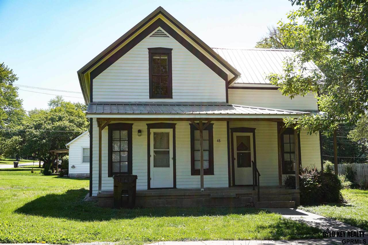488 4th Street - Photo 1