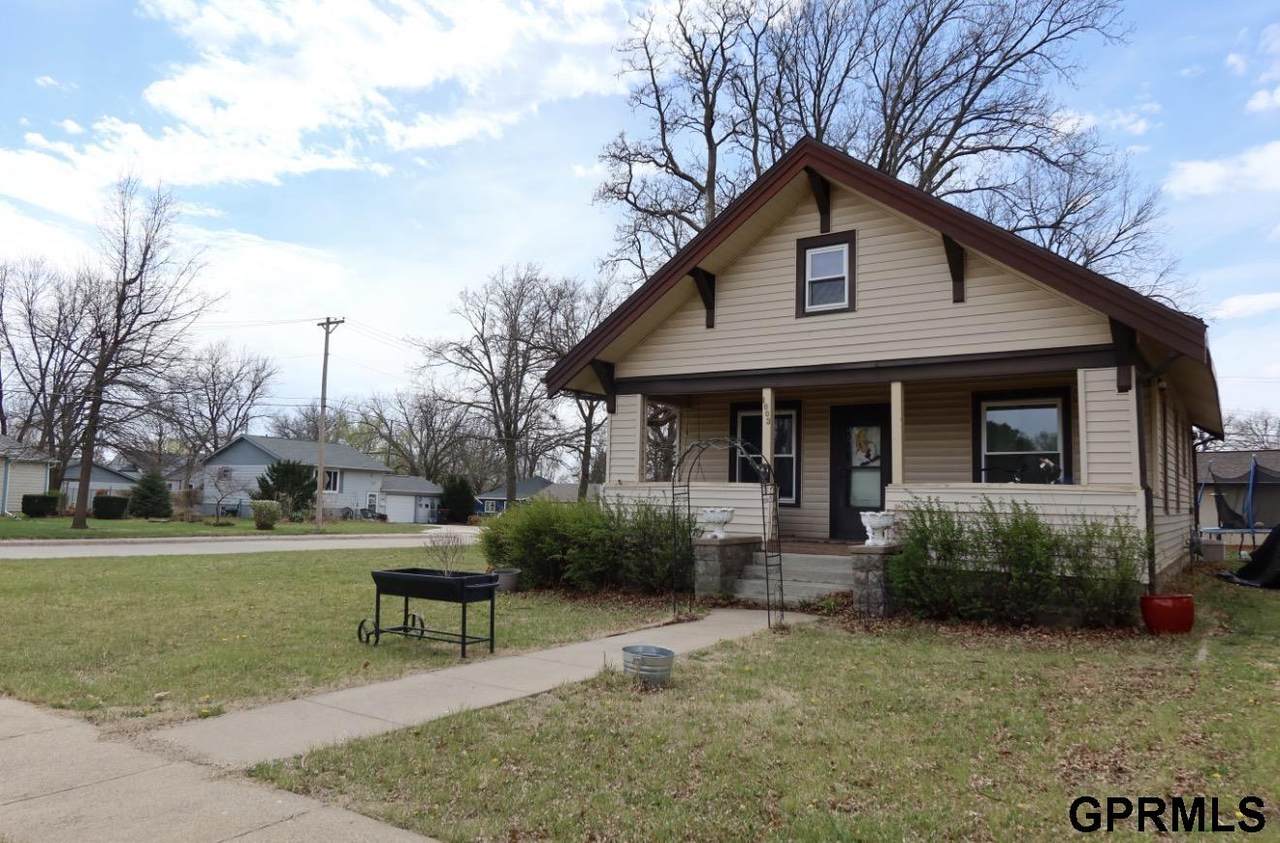 1003 14th Street - Photo 1