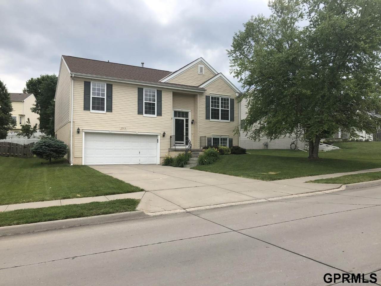 2913 Rahn Boulevard - Photo 1