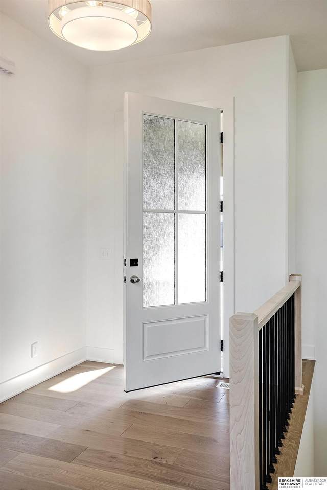 https://bt-photos.global.ssl.fastly.net/omaha/1280_boomver_1_22613526-2.jpg