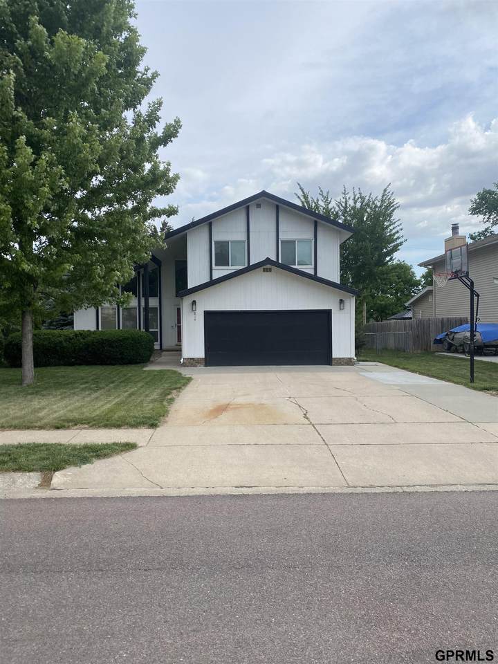 814 Gayle Street - Photo 1