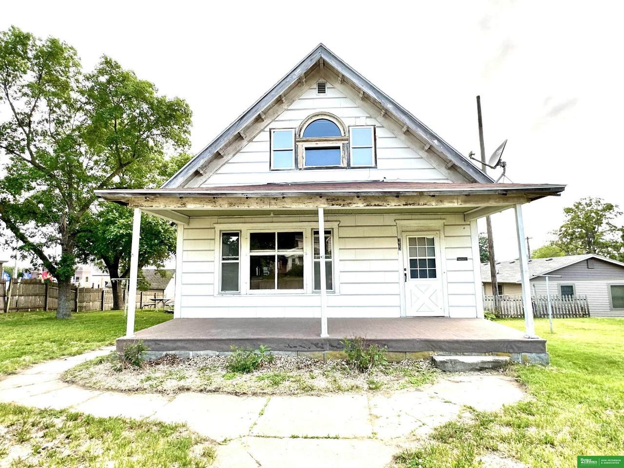 333 Lincoln Street - Photo 1