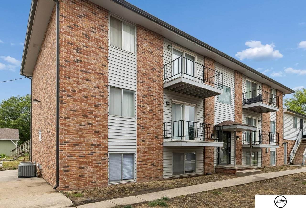 917 Washington Street - Photo 1