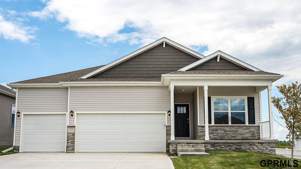 20562 Westridge Drive - Photo 1