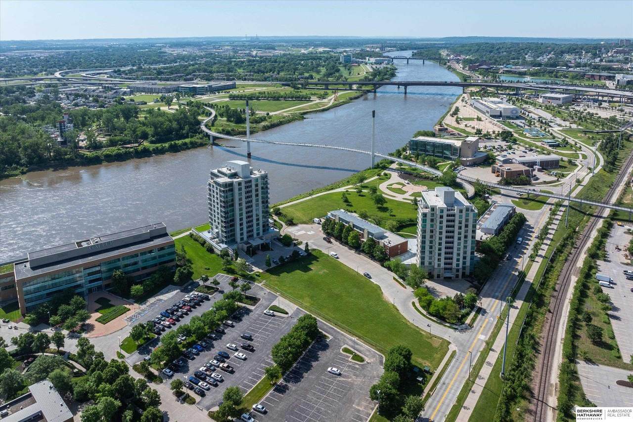 444 Riverfront Plaza - Photo 1