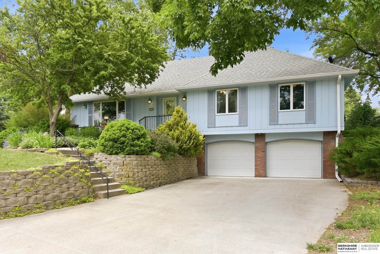 8162 Spaulding Circle - Photo 1
