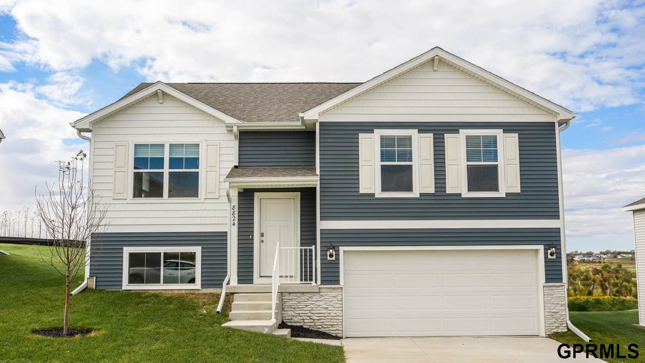 13649 Read Street - Photo 1